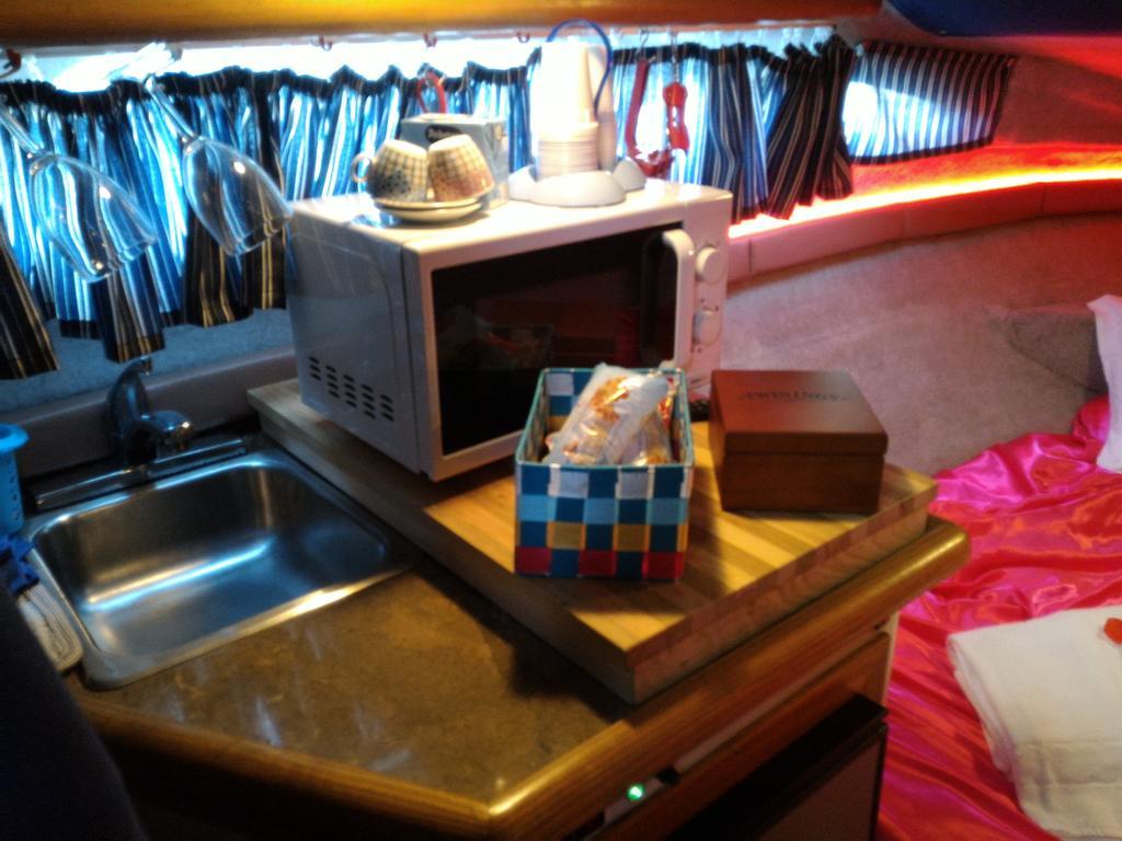Sissi Boat